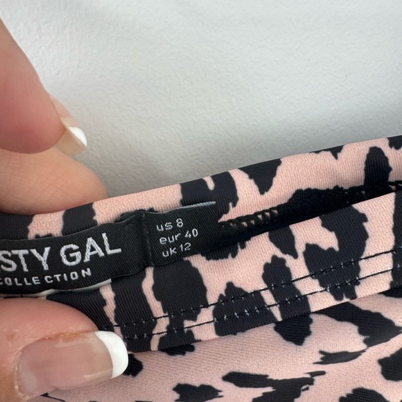 Nasty Gal triangle bikini (brand new) - Picture 4 of 5